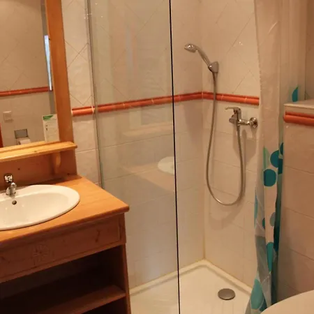 Chalet Pra-loup, 4 Pieces, 8 Personnes - Fr-1-691-33 *